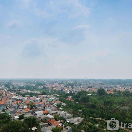 Comfy Studio Room Apartment At Kebagusan City By Travelio Jakarta Exterior foto